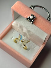 Butterfly ring